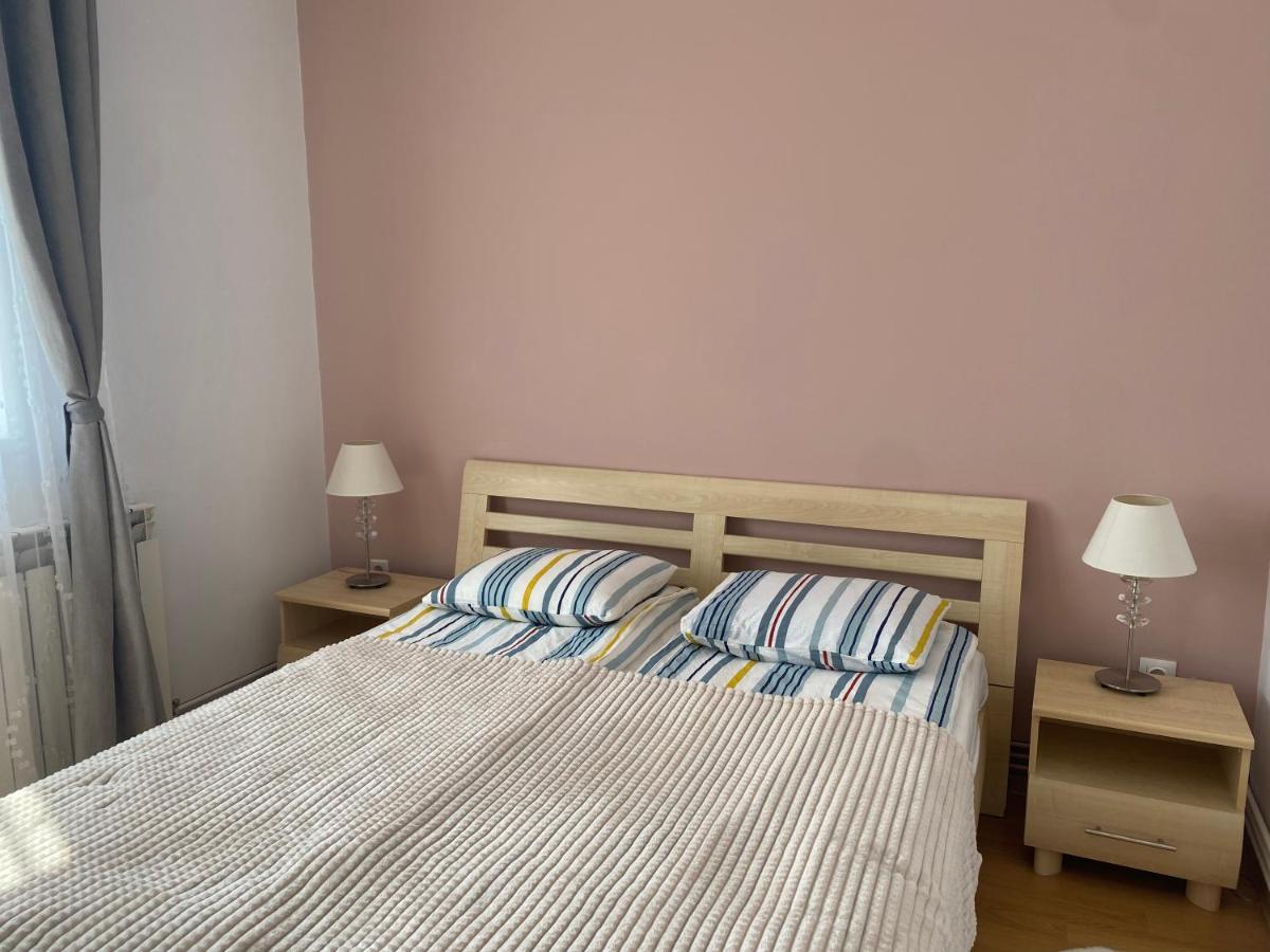 Sendy Apartman 2 Apartment Sfantu Gheorghe  ภายนอก รูปภาพ