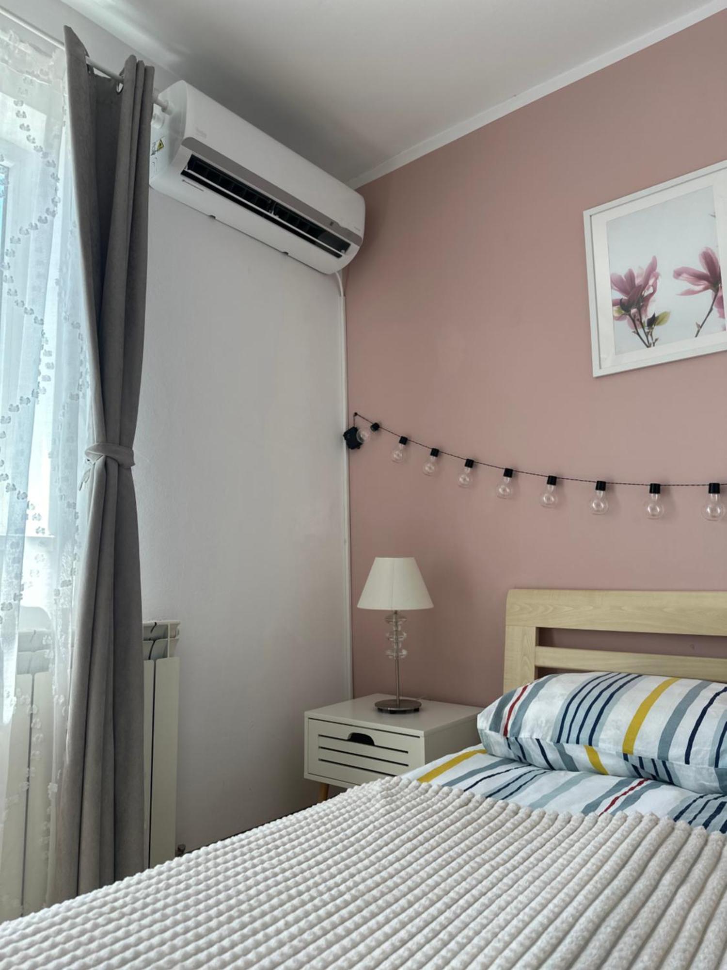 Sendy Apartman 2 Apartment Sfantu Gheorghe  ภายนอก รูปภาพ